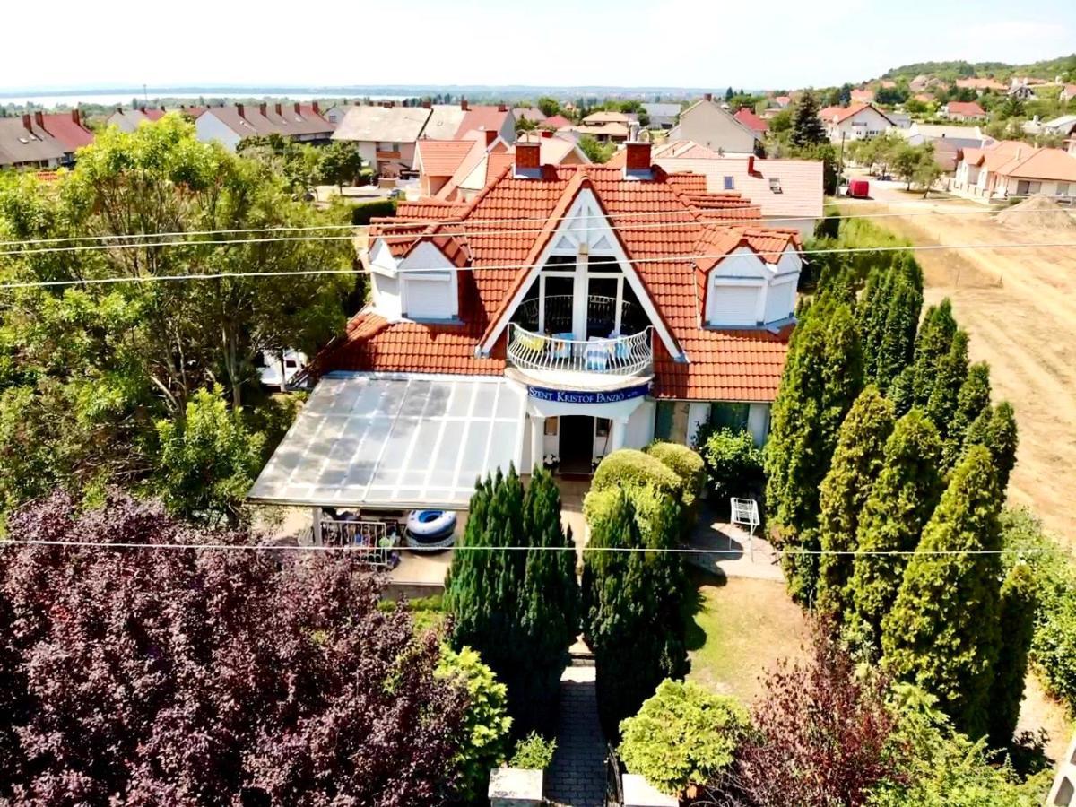 Szent Kristof Panzio Hotel Vonyarcvashegy Exterior foto